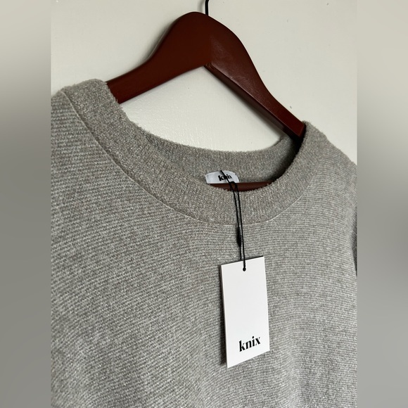 Knix Cozy Crew Loungewear Top - Picture 4 of 10